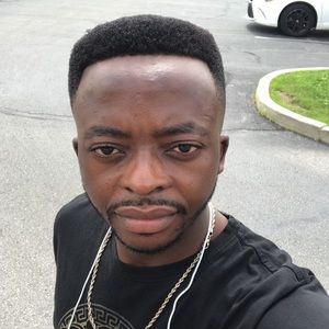 Meet your Posher, Christophe